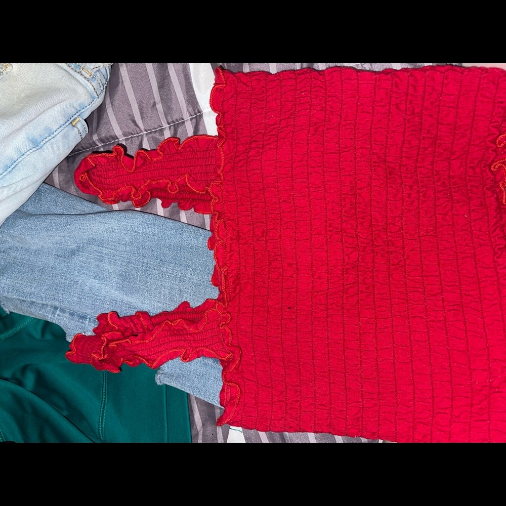 Hollister crop top